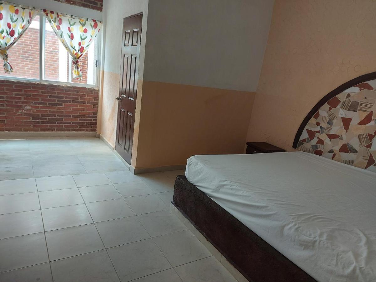 Auto Hotel Jardines De Amatitlan Cuernavaca Extérieur photo